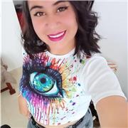 Docente en formación de licenciatura en educación artística, capacitada para dar clases a niños y niñas del grado 0 a 5 de primaria